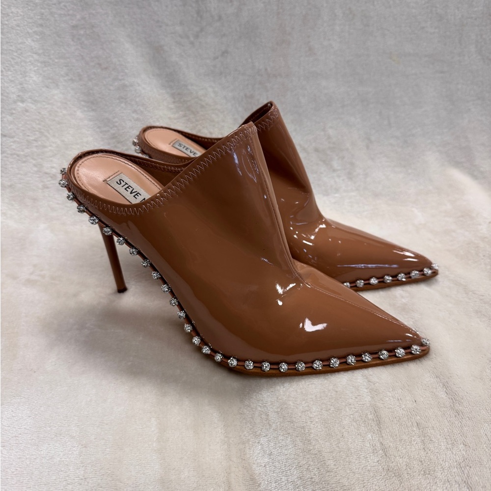 Elegant Tan Stiletto Mules - Picture 6 of 7